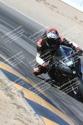 media/Jan-18-2024-Racers Edge (Thu) [[008952c709]]/A Group/Session 2 (Turn 15 Inside)/